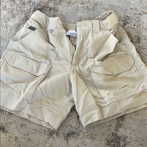 Men’s Columbia PFG Fishing Shorts in Khaki